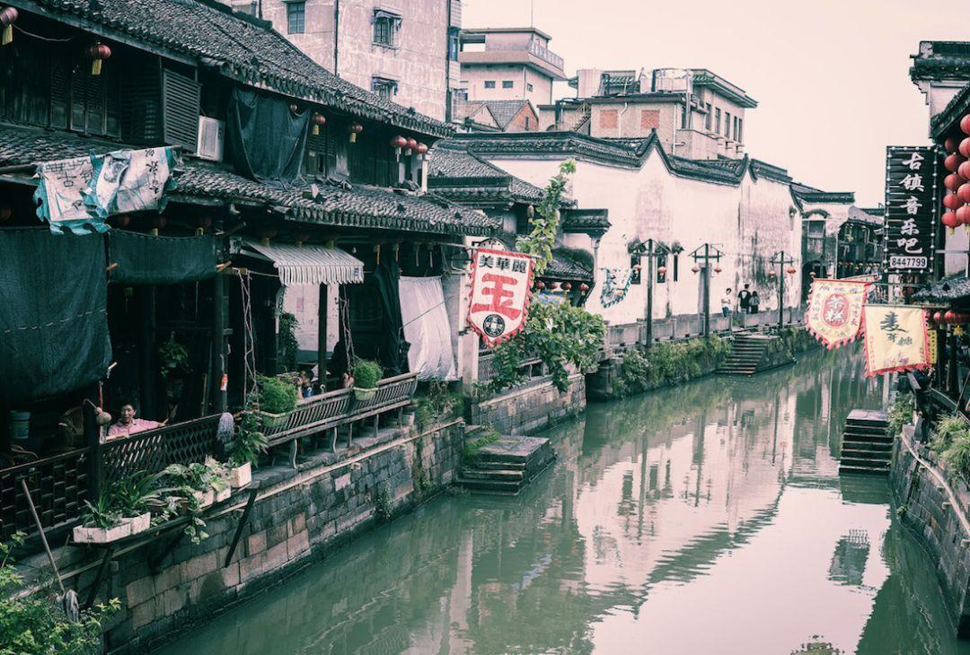 汪文斌：中方愿继续同巴新一道推进各领域友好合作